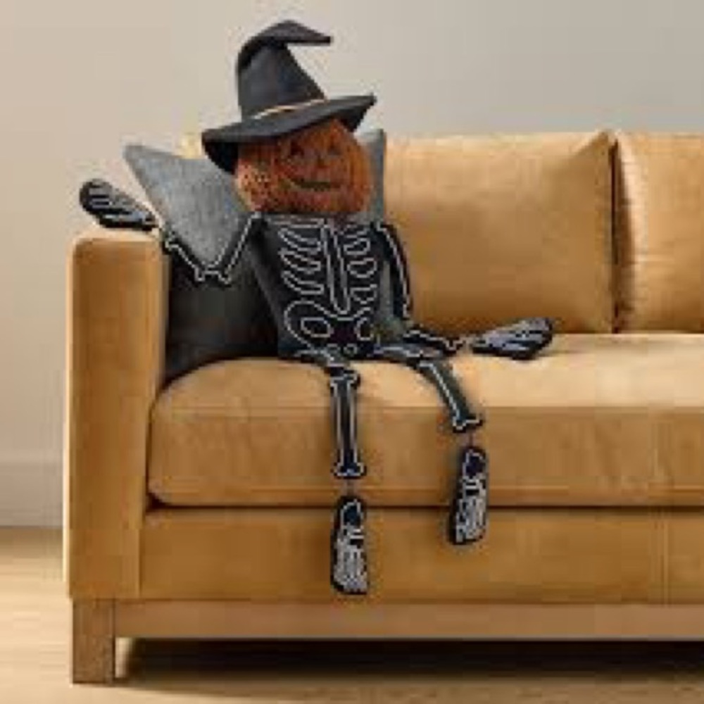 Pottery Barn Halloween Skeleton Pumpkin 🎃 Head  Pillow BNWT